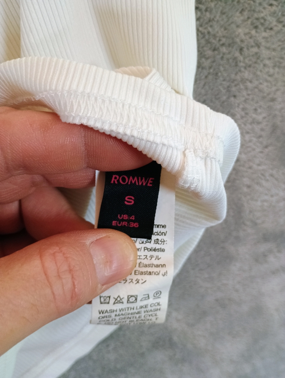 Romwe White Skull Star Tank Top Juniors Petite Small - Picture 3 of 9